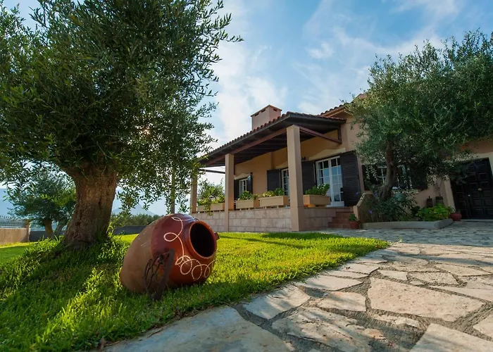 Penelope Dream Pool Villa *